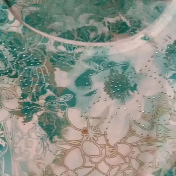 Style & Co Green Multicolored embellished hi-low women's Top Size M - Picture 3 of 5